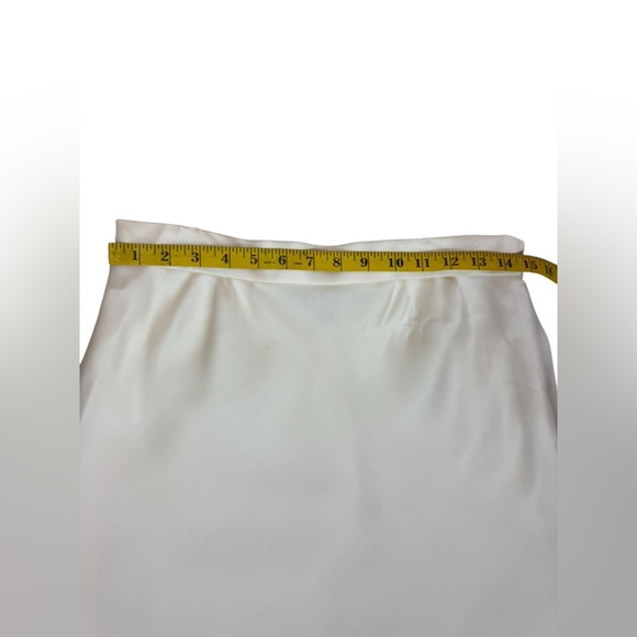 Carmen Marc Valvo Cream Pencil Skirt Set - Picture 10 of 16